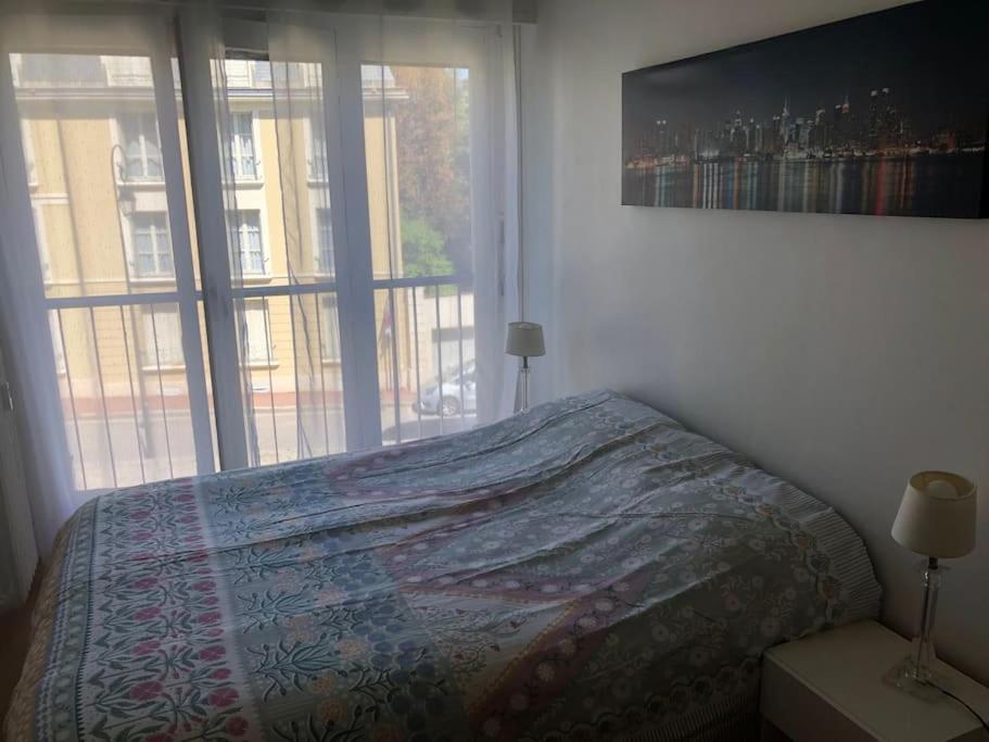 Nice Flat St Germain En Laye Centre 30 Minutes To Paris Сен-Жермен-ан-Ле Экстерьер фото